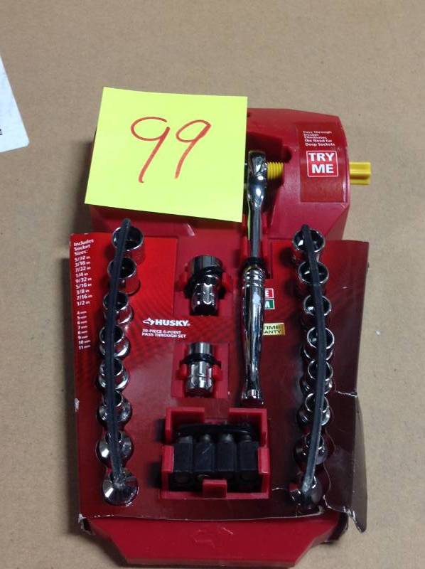 Husky 14 in. Drive 6-Point Pass Through Set (30-Piece) in like new condition