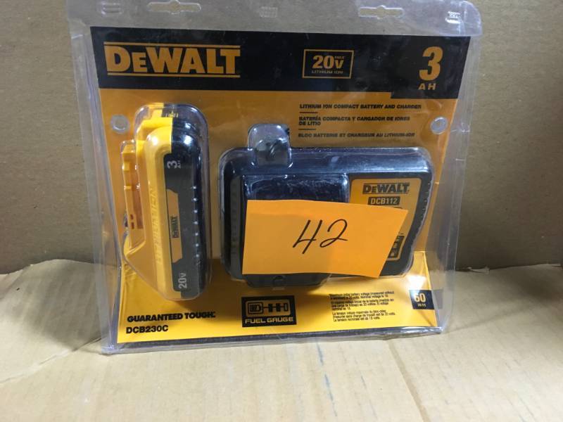 lot 42 image: DEWALT 20-Volt MAX Lithium-Ion Battery Pack 3.0Ah with Charger in good condition