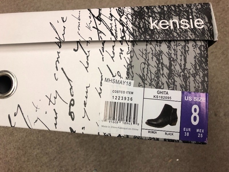 lot 121 image: New Kensie Womens Ghita Leather Short Ankle Boots, Black - Size 8 new
