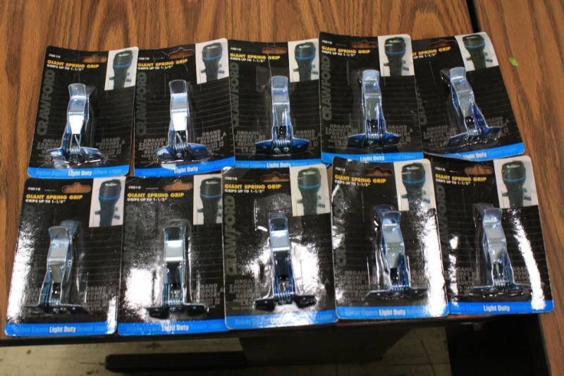 lot 25 image: 10 Qty Giant Spring Grips  New