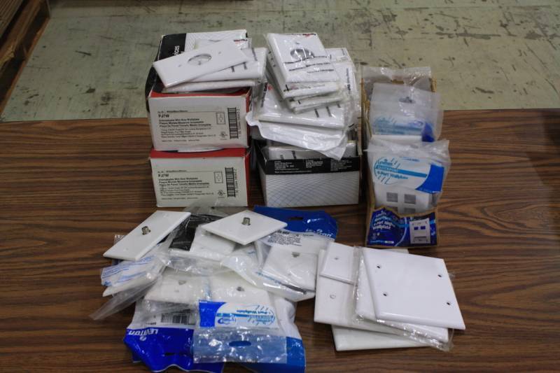 lot 38 image: White Wall Plates 126 total Pcs