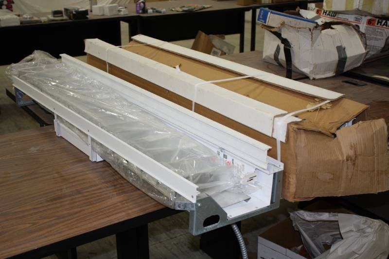 lot 74 image: 2 Light Fixtures  New