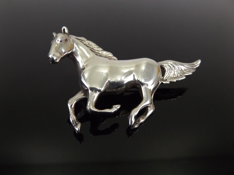 .925 Sterling Silver Designer Running Horse Brooch
