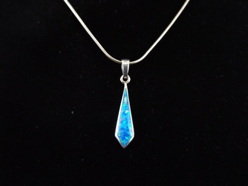.925 Sterling Silver Australian Opal Pendant Necklace