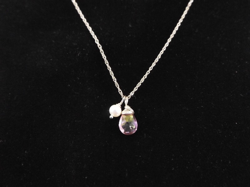 .925 Sterling SilverPearl and Amethyst Pendant Necklace