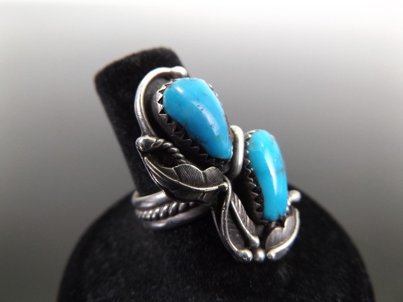 .925 Sterling Silver Navajo Turquoise Cabochon Ring Size 7