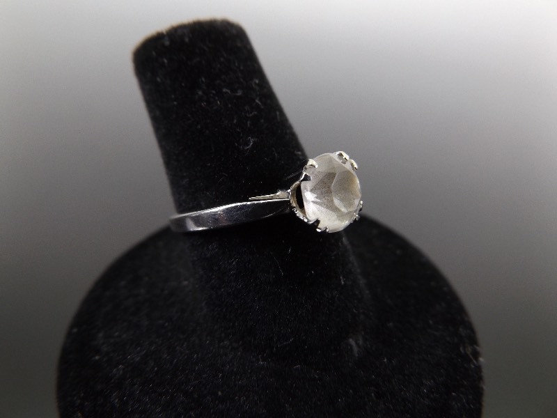 .925 Sterling Silver Crystal Solitaire Ring Size 6.5