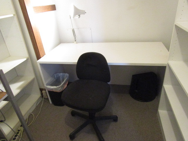 lot 115 image: HOME OFFICE SET UP