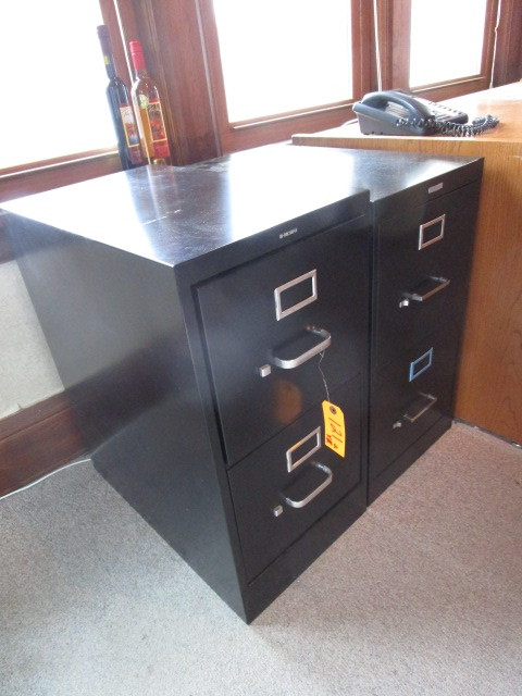lot 121 image: STEELCASE, HON, 2 DRAWER FILE CABINETS