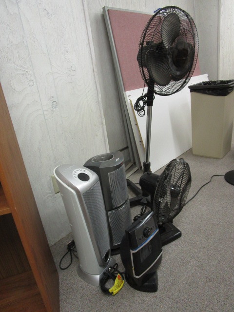 lot 147 image: FANS AND HEATERS