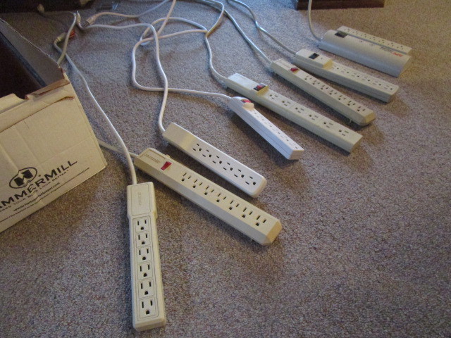 lot 169 image: POWER STRIPS