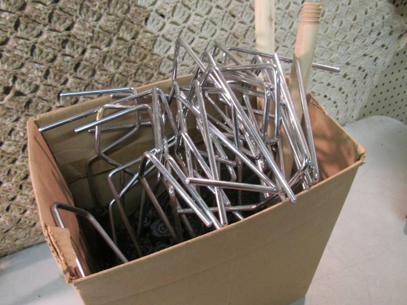 Lot of 35 Paint Roller Handles  D-3...