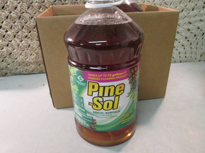 2 Large Bottles of Pine-Sol Multi-S...