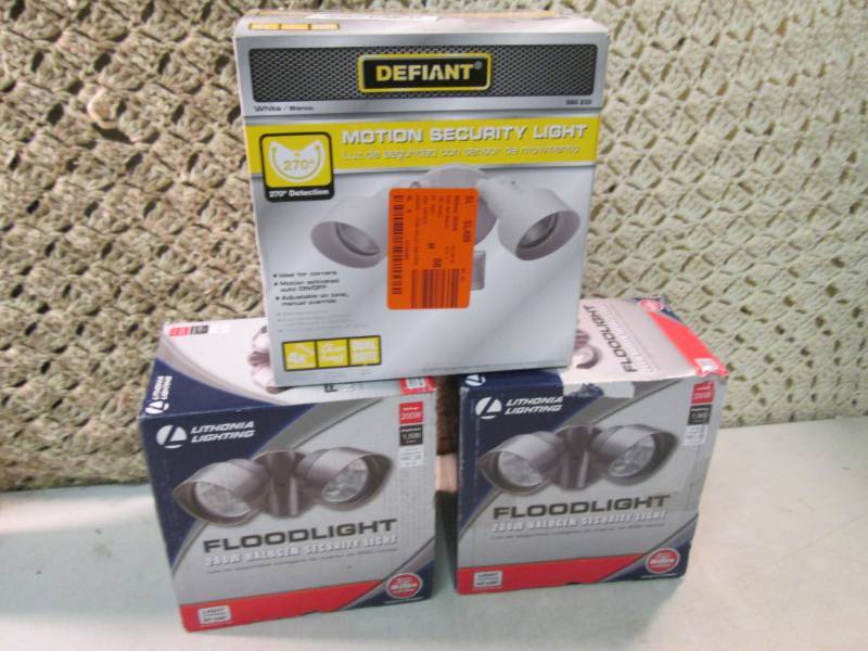 Lot of 3 Outdoor Security Lghts Ope...