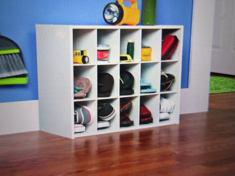 Closet Maid 24 x 19 White Laminat...