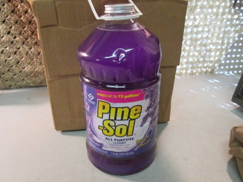 2 Large Bottles of Pine-Sol All Pur...