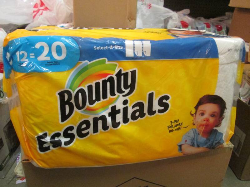 12 Rolls of Bounty Paper Towels  EW...