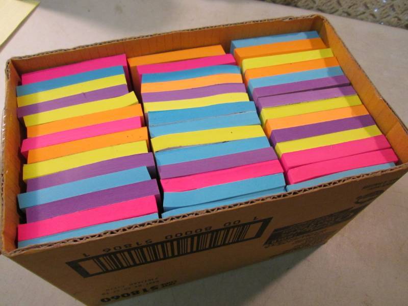 84 Universal 3 x 3 Post-It Pads  ...