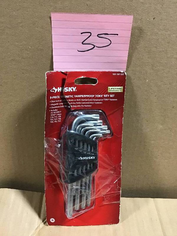 lot 35 image: Husky Magnetic Tamperproof TORX L-Key Set (9-Piece)