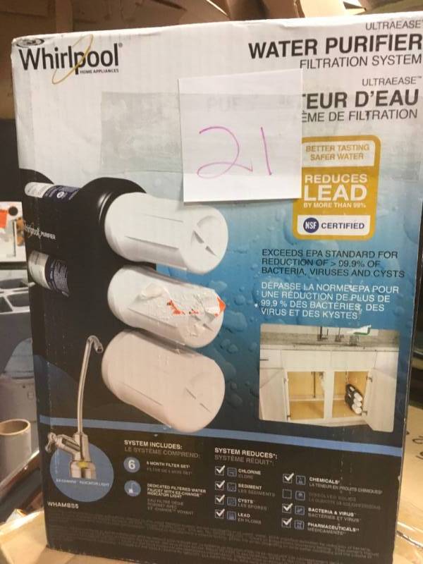 Whirlpool UltraEase Water Purifier Filtration System  in like new condition