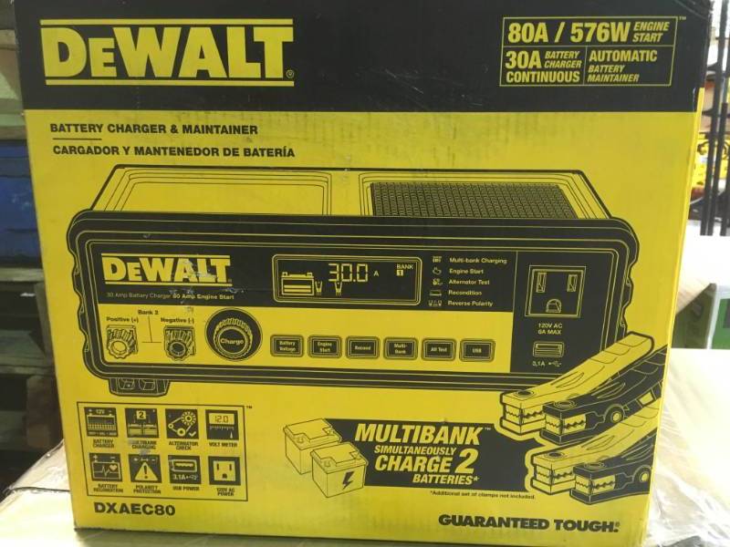 DEWALT 30 Amp Multi Bank Battery Charger with 80 Amp Engine Start  in like new condition