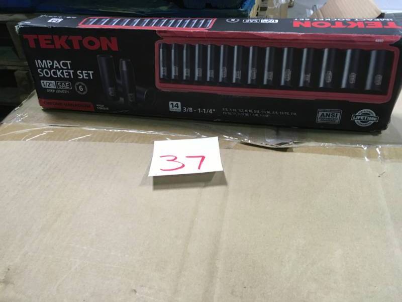 TEKTON 12 in. Drive 38 - 1-14 in. 6-Point Deep Impact Socket Set (14-Piece)  in like new condition