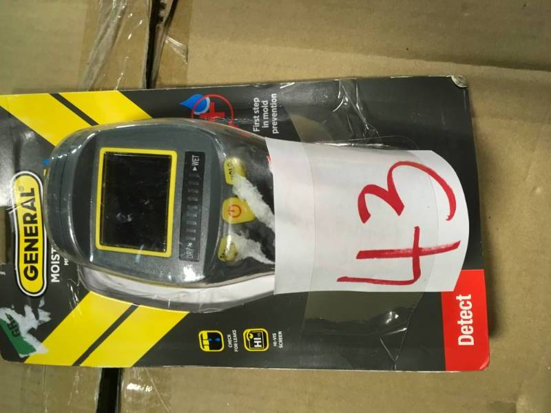General Tools Professional Digital Pinless Moisture Meter with Backlit LCD in very good condition