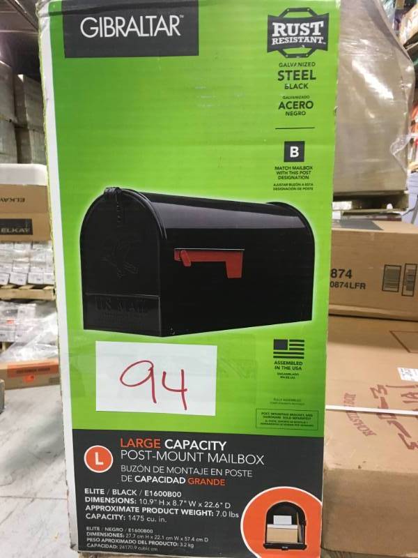 Gibraltar Mailboxes Elite Large Galvanized Steel Post-Mount Mailbox in Black in like new conditio