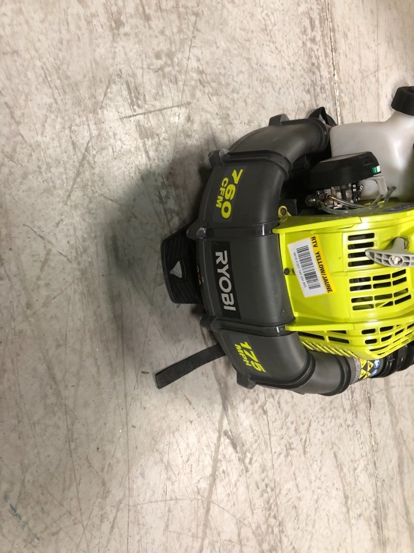 Ryobi  175 MPH 760 CFM 38cc Gas Backpack Leaf Blower in working conditions