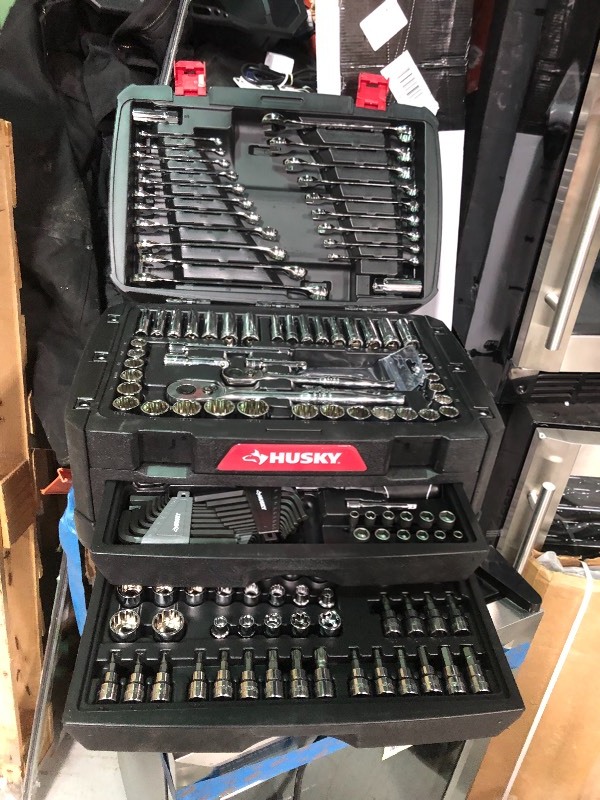 Husky  Mechanics Tool Set (268-Piece) not used