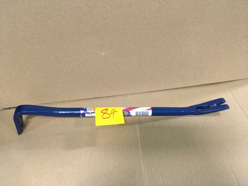 lot 84 image: Estwing Pro Series 24 in. Gooseneck Wrecking Bar