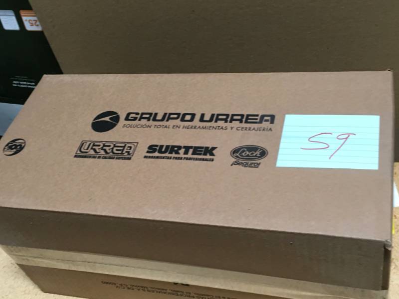 lot 59 image: URREA Heavy Duty Metal Tool Box - 17 in. X 7 12 in. X 7 in. in like new condition
