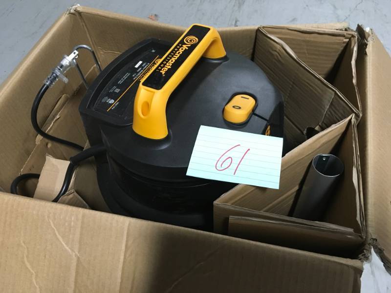 lot 61 image: Vacmaster 8 gal. HEPA Industrial WetDry Vac with 2-Stage Motor in like new condition