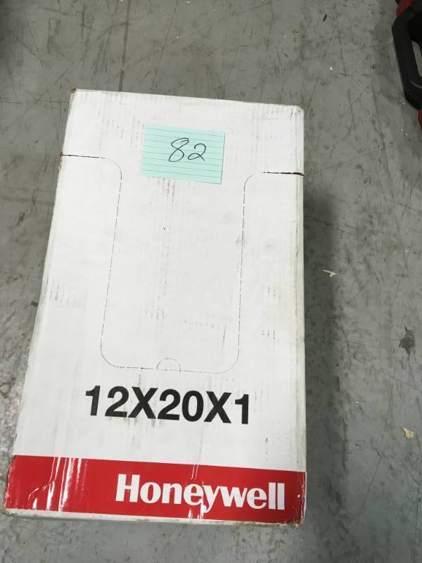lot 82 image: Honeywell 12 in. x 20 in. x 1 in. Allergen Plus Pleated FPR 7 Air Filter QTY 6 in like new condition
