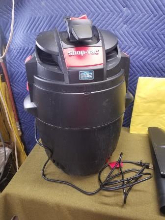 lot 7 image: Shop Vac Vacuum