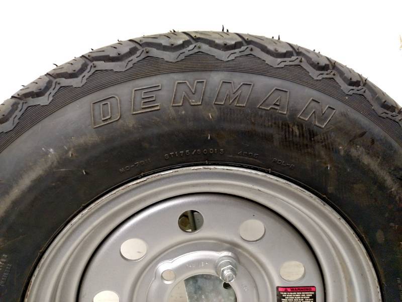 lot 14 image: Trailer Wheel with Tire & Mounting ...