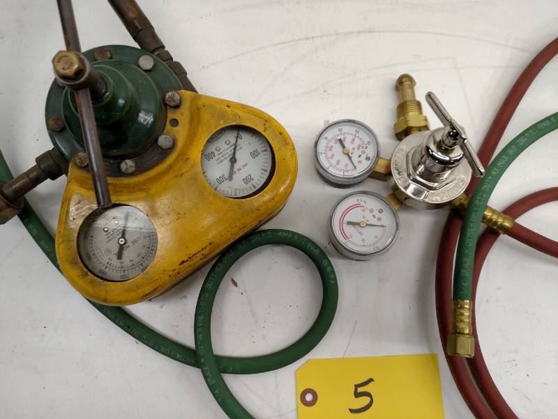 lot 5 image: Smith OxyAcetylene Gauges...