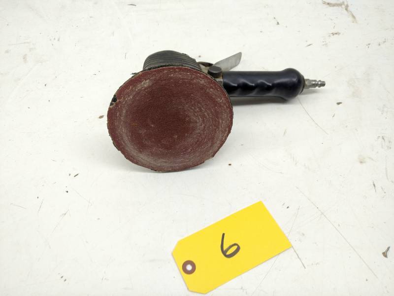 lot 6 image: Campbell Hausfeld DA Sander, Works...
