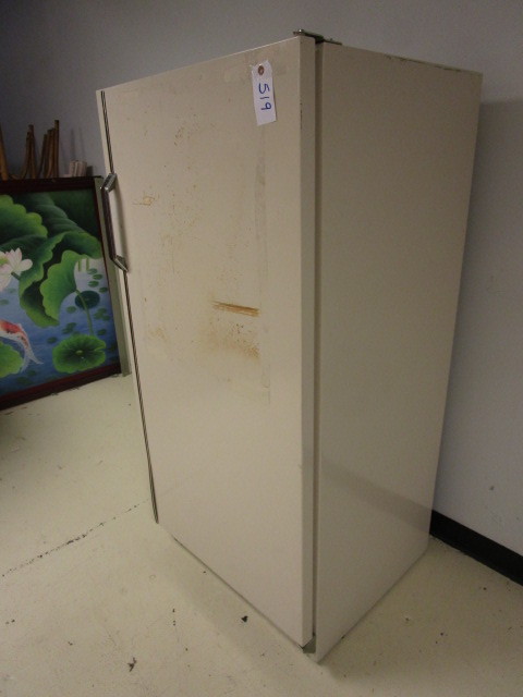MONTGOMERY WARD REFRIGERATOR