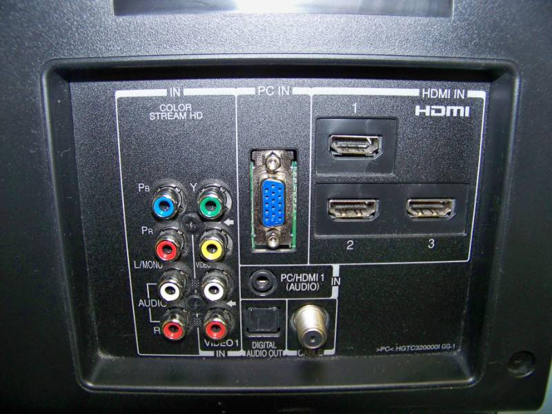 lot 15 image: 32, Toshiba, 1080p, LCD, HDTV  TV