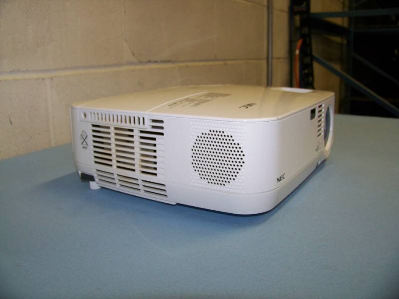 lot 37 image: NEC, NP510W, LCD Projector