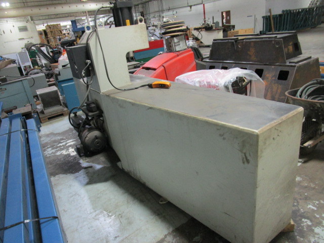 lot 7 image: Shop Built 17 ton Shaft Press