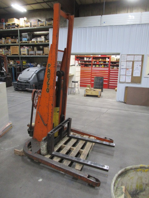 lot 19 image: Presto Lift