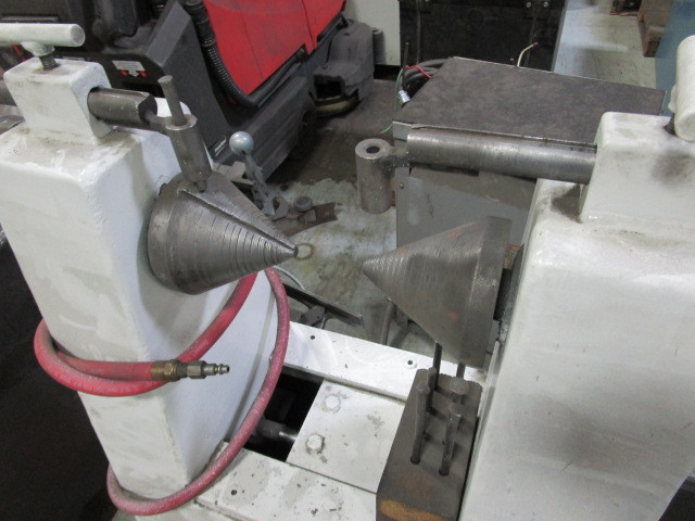 lot 21 image: Shop Built Pneumatic PositionerPress