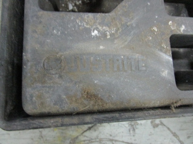 lot 46 image: Spill Containment Pallet 2x4x5