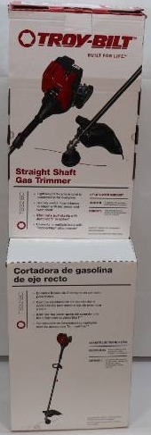 lot 8 image: Tro-Bilt TB32EC Straight Shaft Gas Trimmer