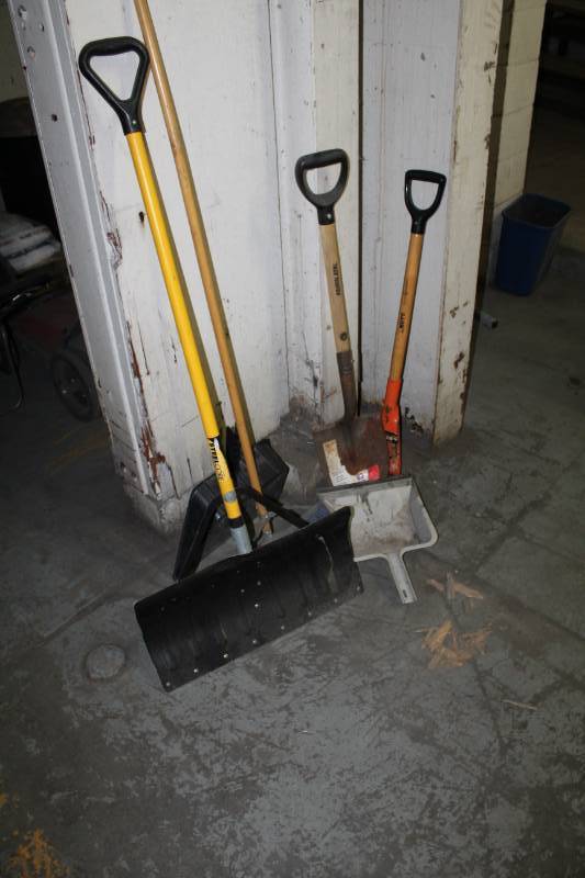 lot 43 image: Brooms, Squeegee, Shovels, Ice Chopper, Dustpan