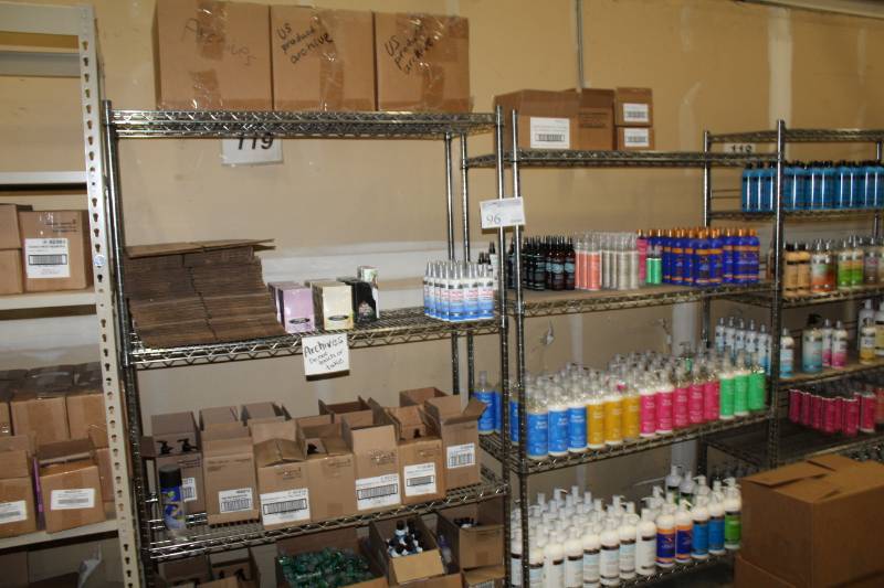 lot 96 image: Metro Style NSF 6-Shelf Rolling Shelving Rack