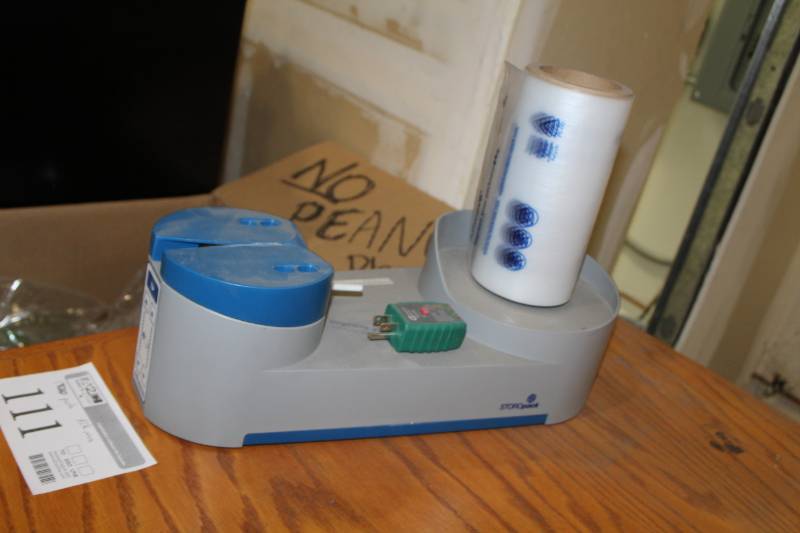 lot 111 image: STOROpack AIRmove Shrink Wrap Machine