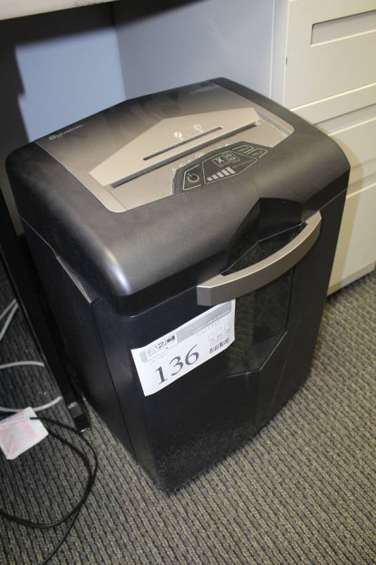 lot 136 image: Universal Shredder